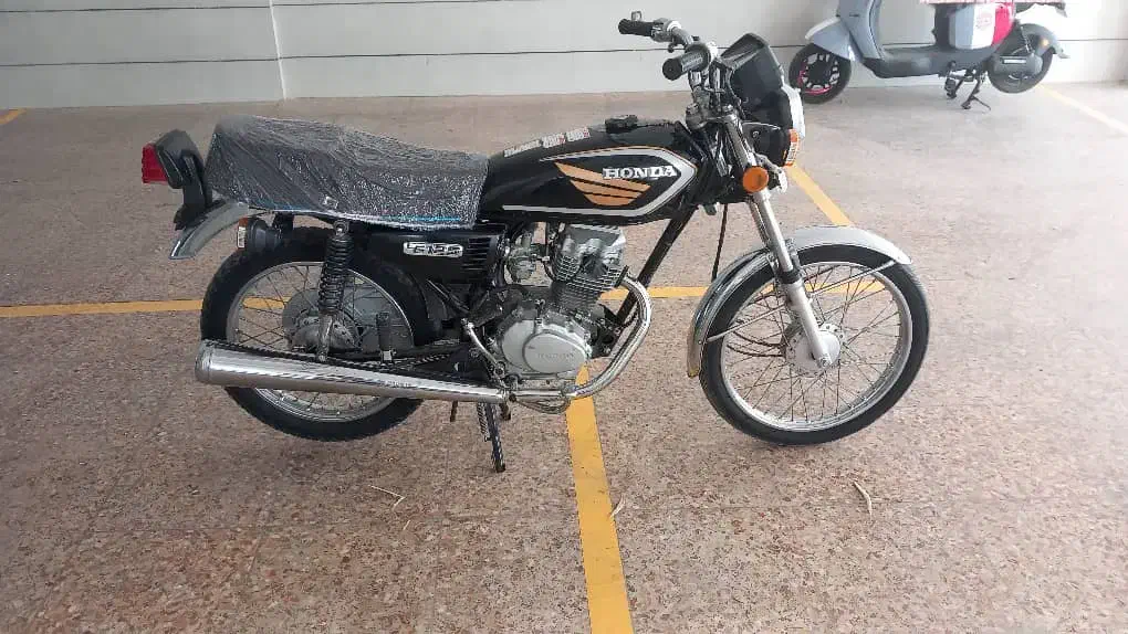 هندا ۱۲۵|موتورسیکلت|شیراز, آزادگان|دیوار