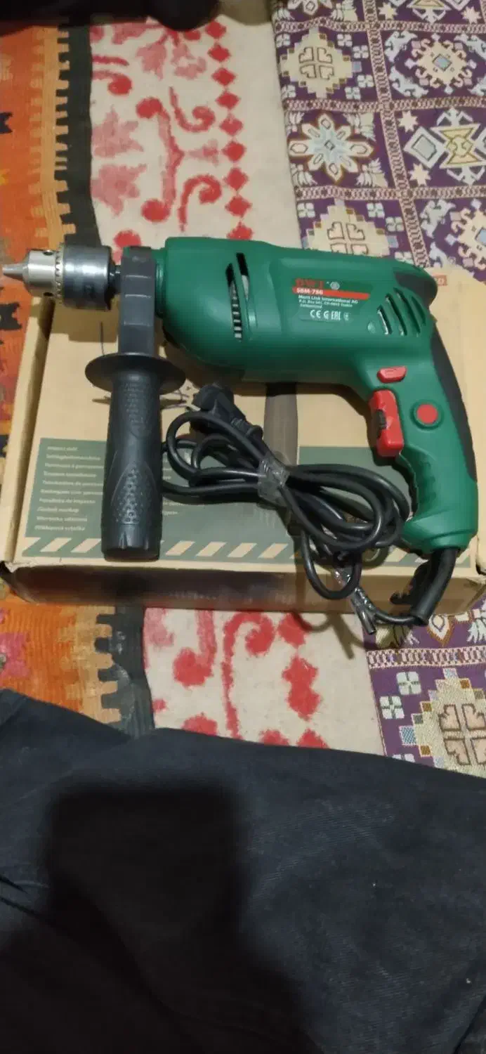 دلر دی وات چکشی.دیمردار|ابزارآلات|فردیس, داوری|دیوار