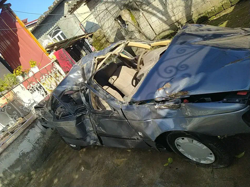 پژو ۴۰۵ مدل 93 تصادفی|خودرو سواری و وانت|اردبیل, |دیوار