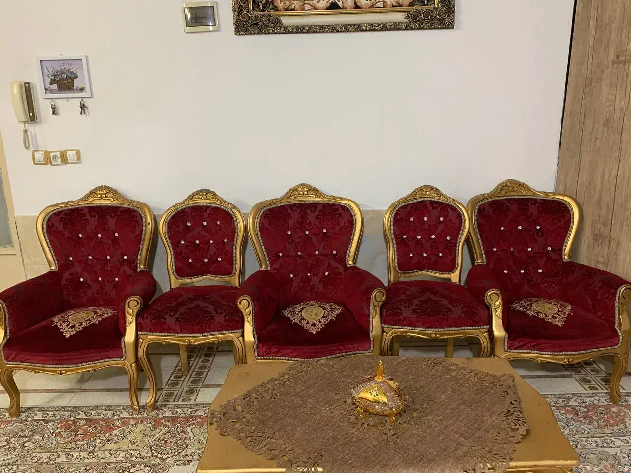 مبل|مبلمان خانگی و میز عسلی|شیروان (خراسان), |دیوار