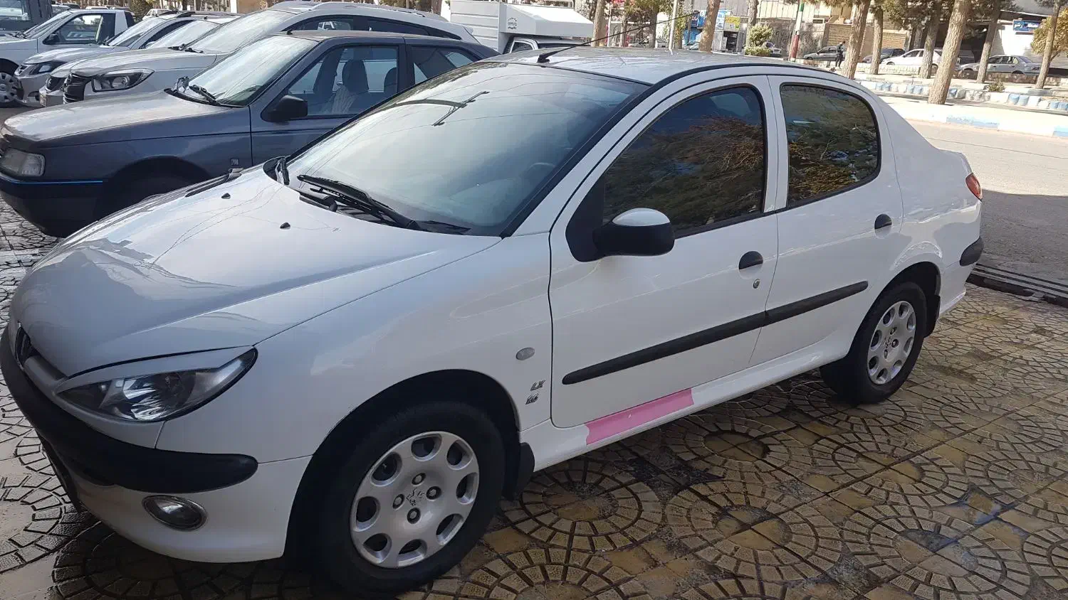 206sd V8 تیوفایو درحدصفر|خودرو سواری و وانت|کوهدشت, |دیوار