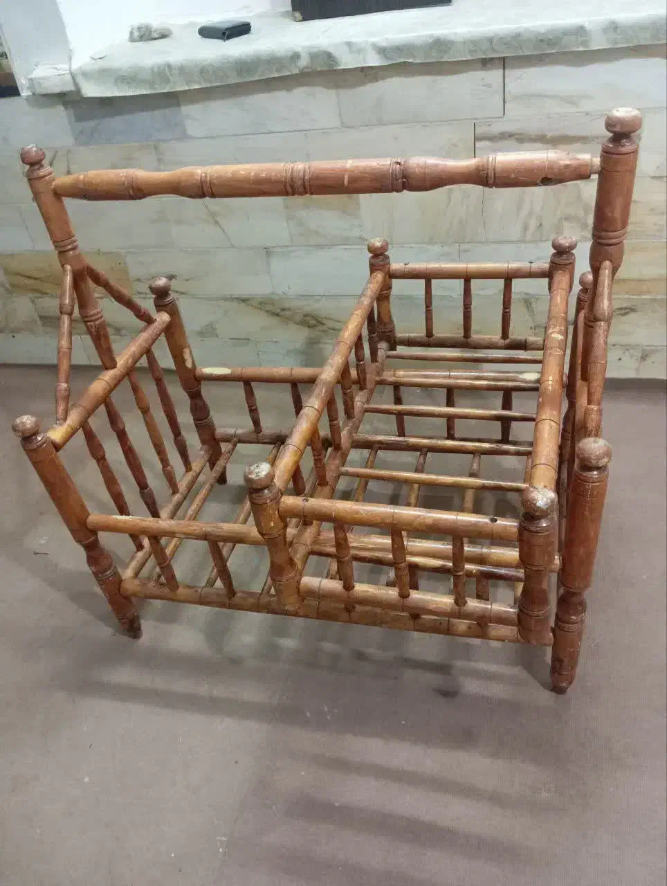 گهواره کودک|تخت و سرویس خواب|اردکان, |دیوار