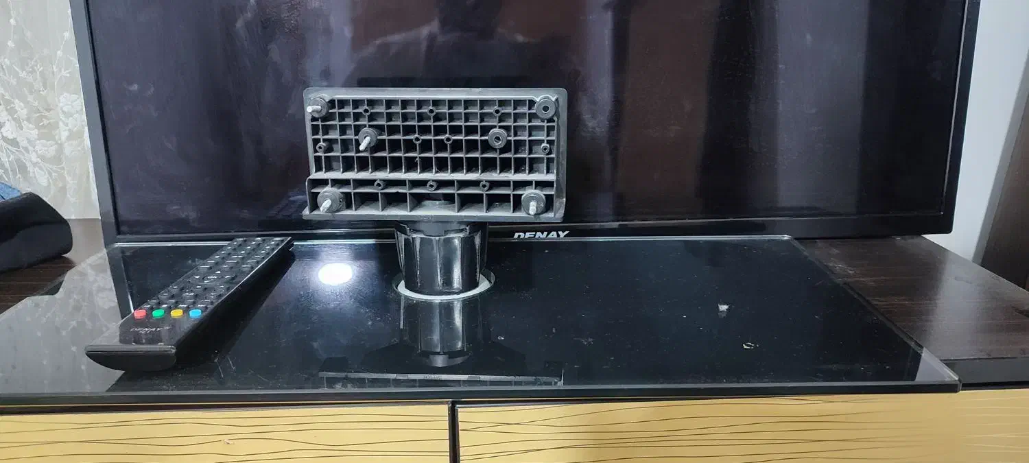 تلویزیون ۳۲ اینچ دنای کارکرده بدون خط و خش|تلویزیون و پروژکتور|گنبد کاووس, |دیوار