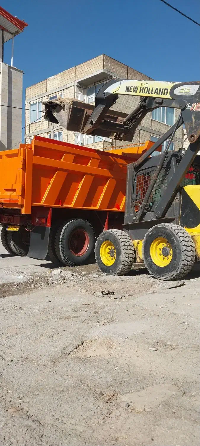 بابکت مینی لودر (کوچک).تخریب وخاکبرداری با کمپرسی|خدمات حمل و نقل|کرمانشاه, |دیوار