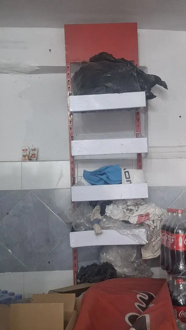 استند چیپس و پفک و ذغال|فروشگاه و مغازه|اصفهان, اصفهانک|دیوار