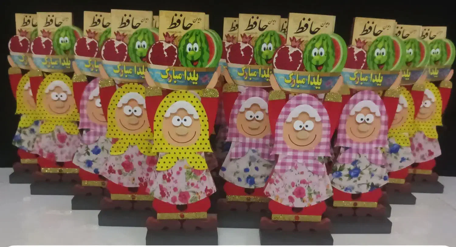 استند رومیزی یلدا مبارک|مجسمه، تندیس، ماکت|اصفهان, وحید|دیوار