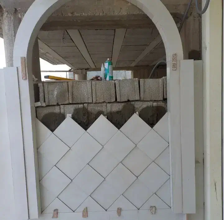 سنگ کار و سرامیک کار نما طرح دار وساده کاشی کاری|خدمات پیشه و مهارت|الشتر, |دیوار