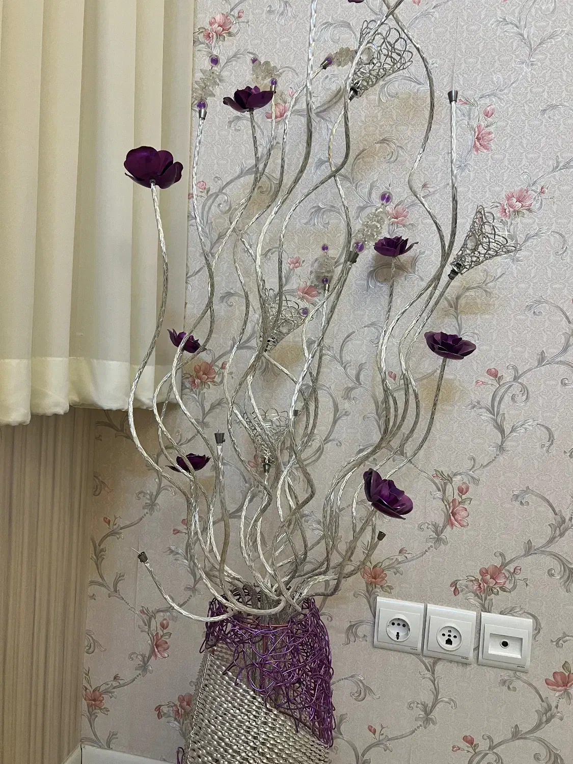 اباژور سالنی|چراغ خواب و آباژور|نیشابور, دارایی|دیوار