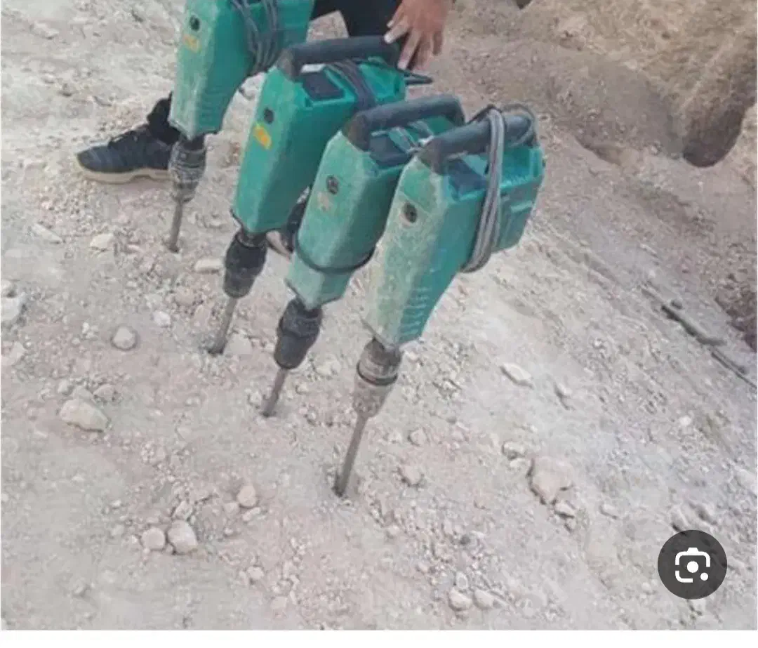 تخریب کاری|خدمات پیشه و مهارت|دوگنبدان, |دیوار