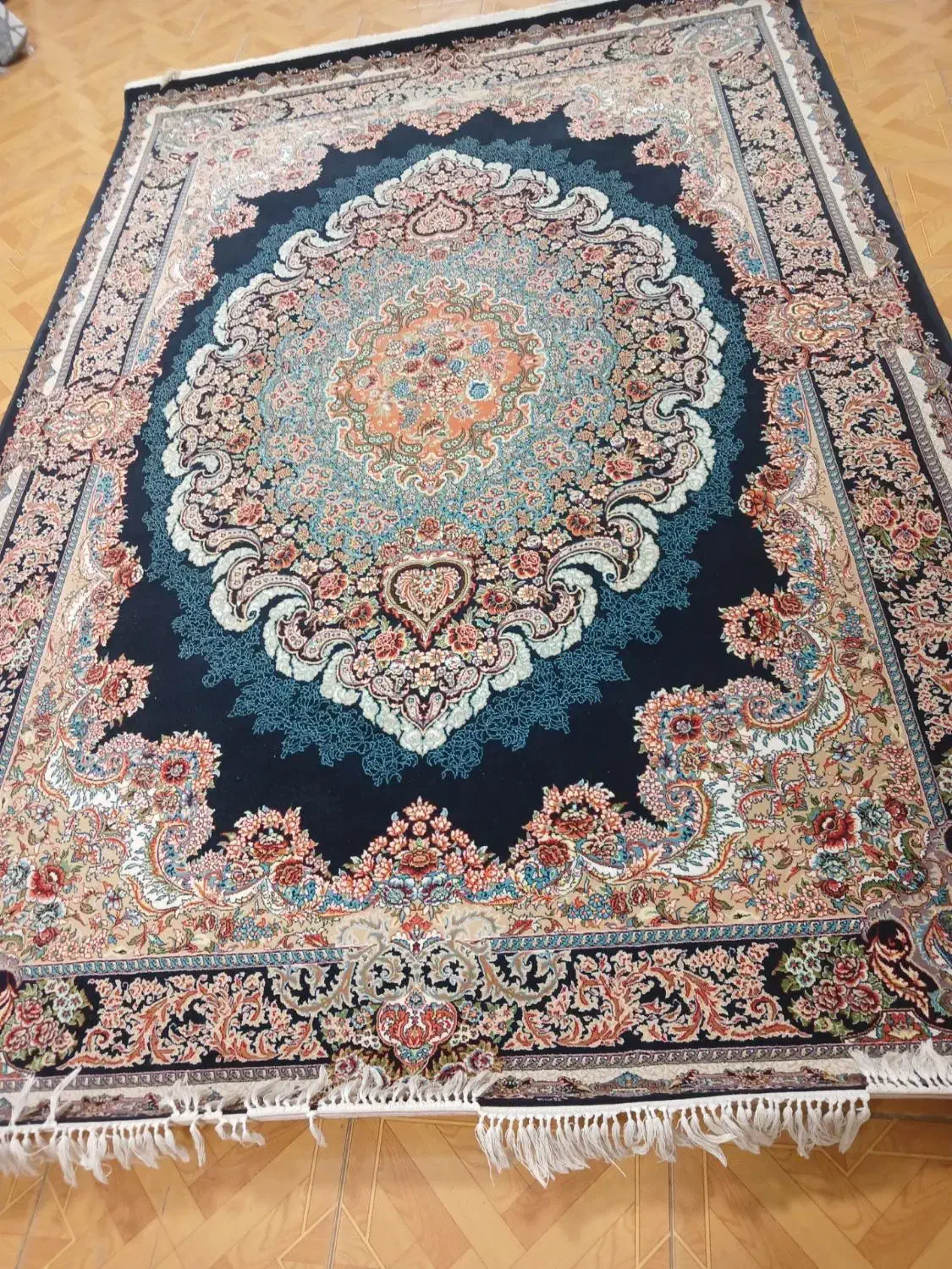 فروش و خرید انواع فرش با بهترین قیمت|فرش|اسلام‌شهر, مظفریه|دیوار