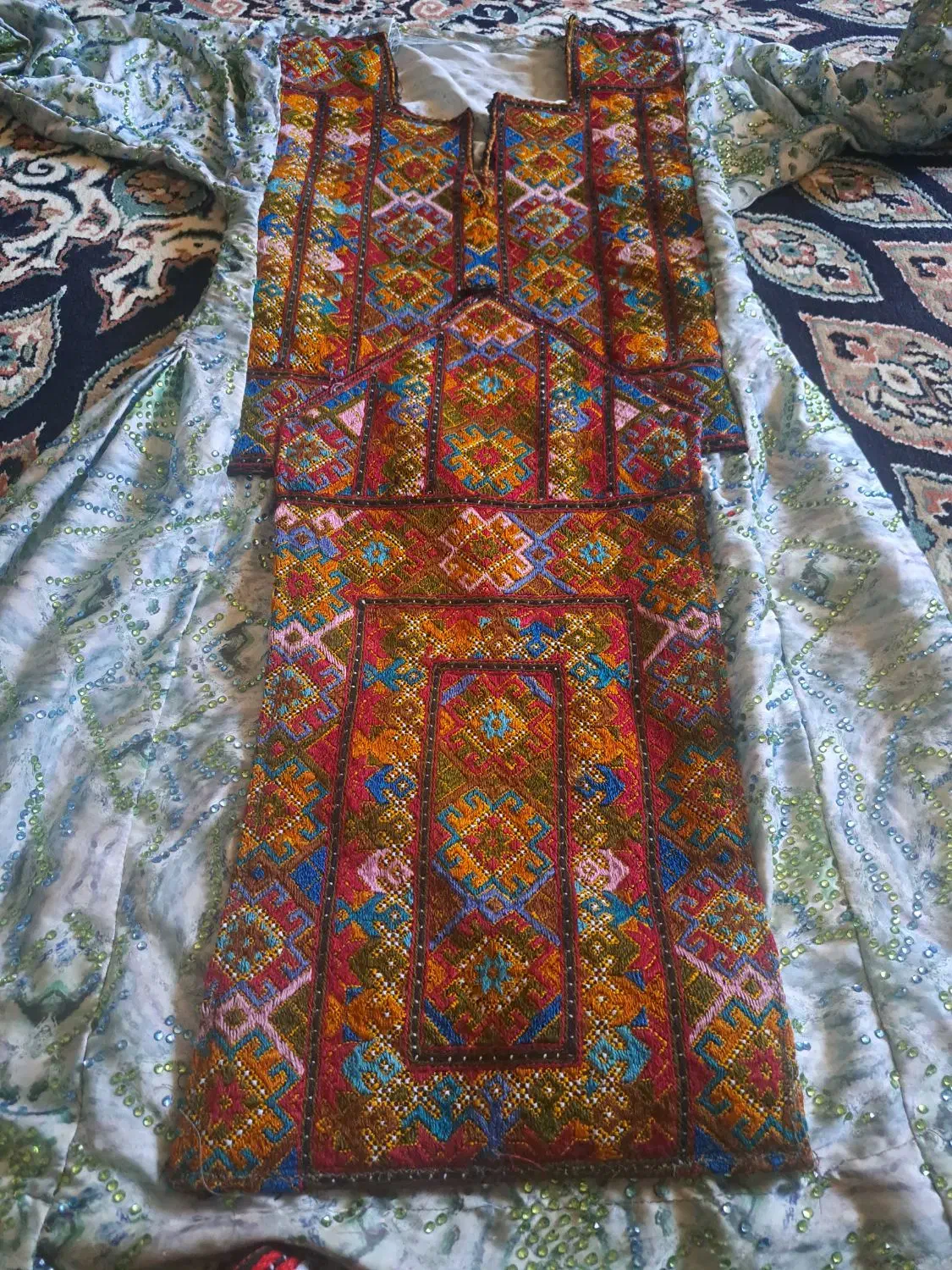 لباس بچگانه سایز  ۷ و ۸ سال قیمت متفاوت|کفش و لباس بچه|زاهدان, |دیوار