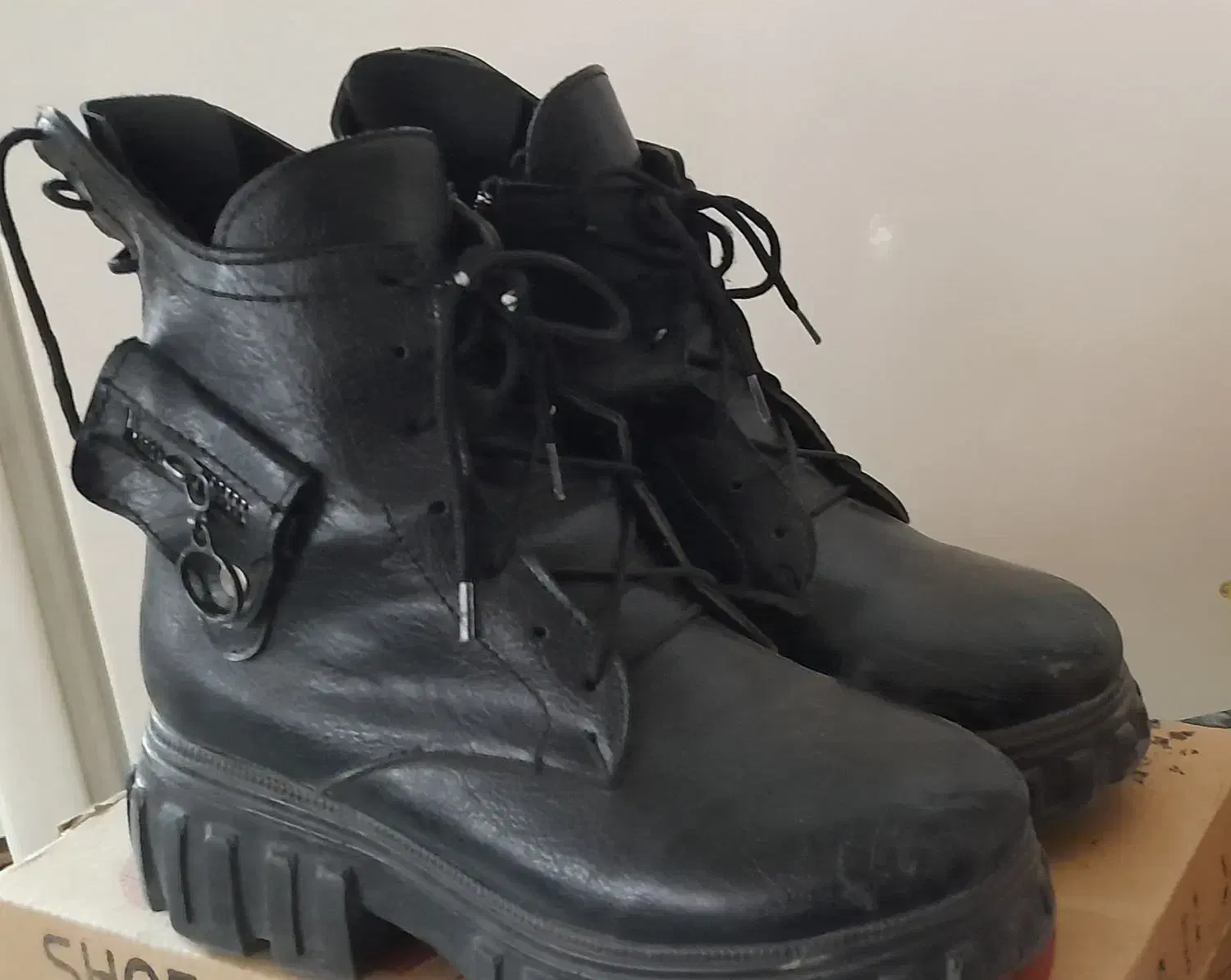 چکمه دخترونه|کیف، کفش، کمربند|بروجرد, |دیوار