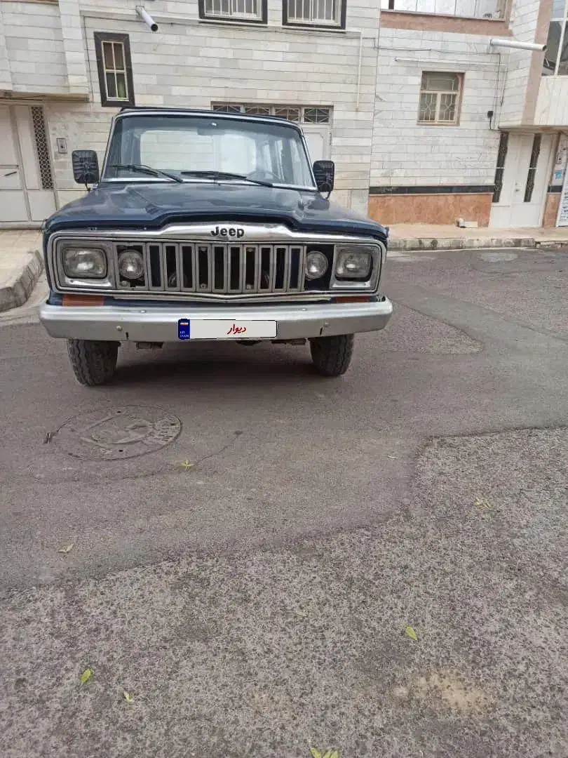 جیپ آهو|خودرو کلاسیک|میانه, |دیوار