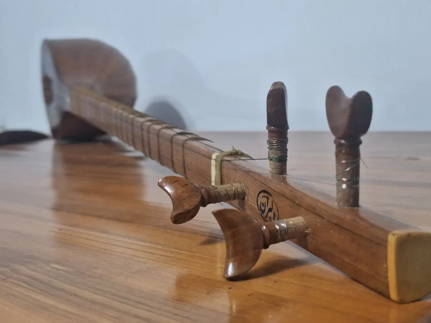 سه تار حرفه ای|سازهای سنتی|رشت, دیلمان|دیوار