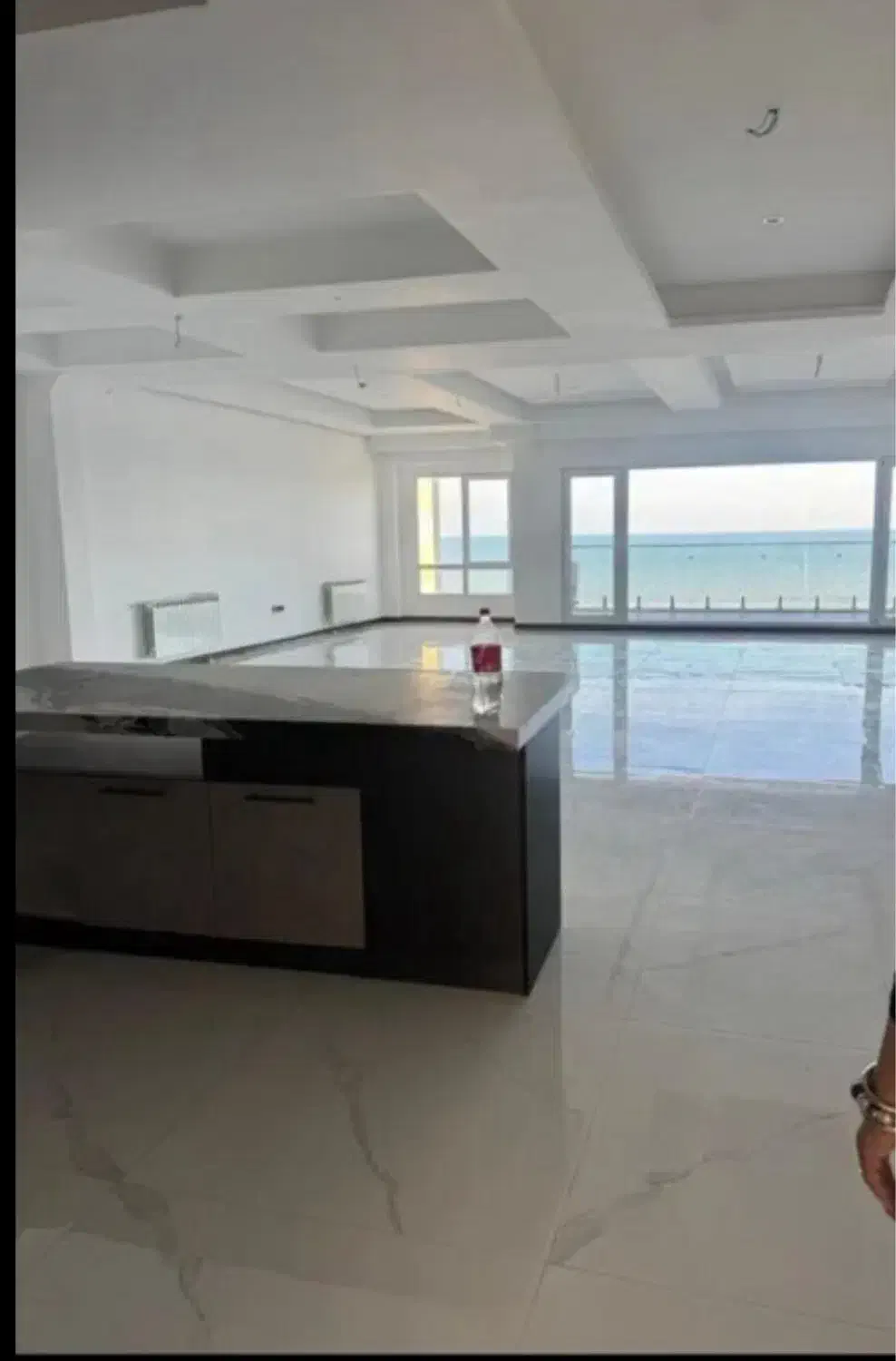 ۳۰۰ متر طبقه ۱۱ پلاک ۱|فروش آپارتمان|تنکابن, |دیوار