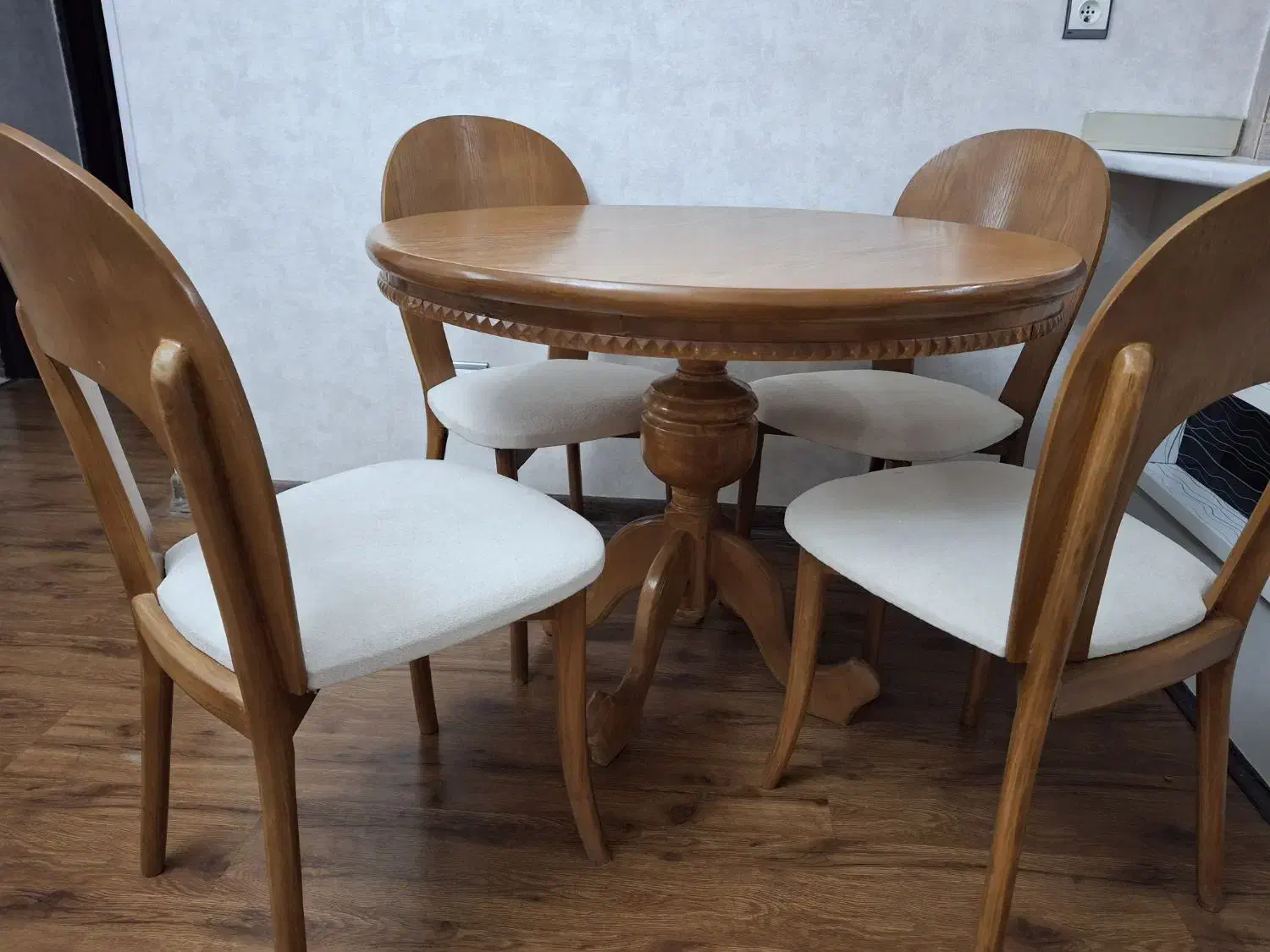 میز ناهارخوری نو نصف قیمت بازار|میز و صندلی غذاخوری|شیراز, سجادیه|دیوار