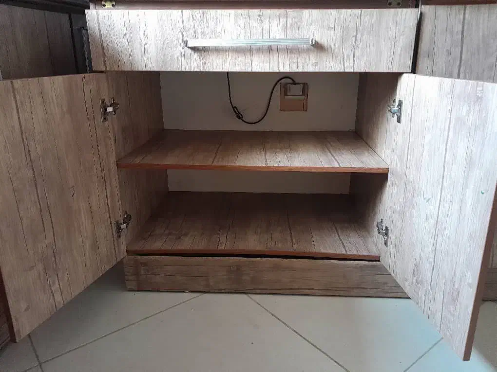 کابینت|مصالح و تجهیزات ساختمان|رشت, شهرک صبا|دیوار