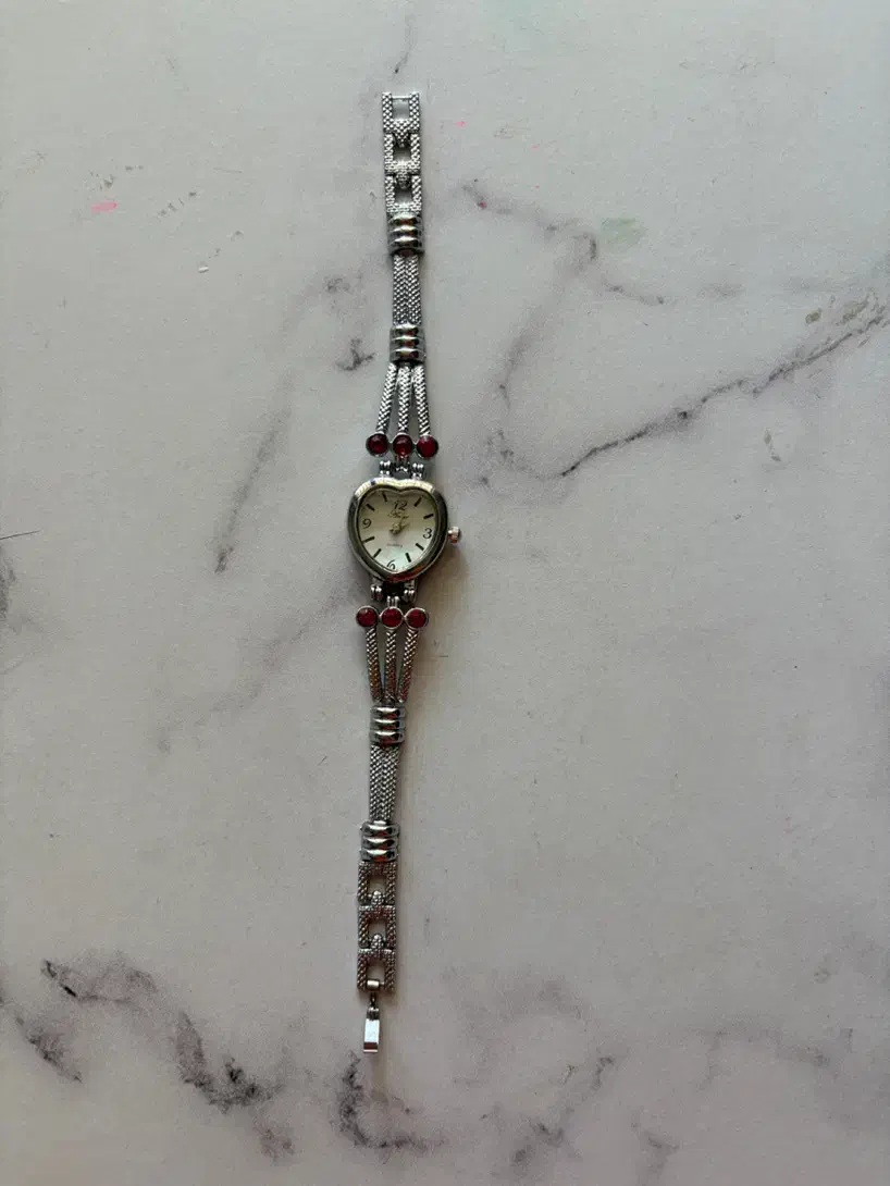 ساعت مچی نو|ساعت|شاهینشهر, سعدی جنوبی|دیوار