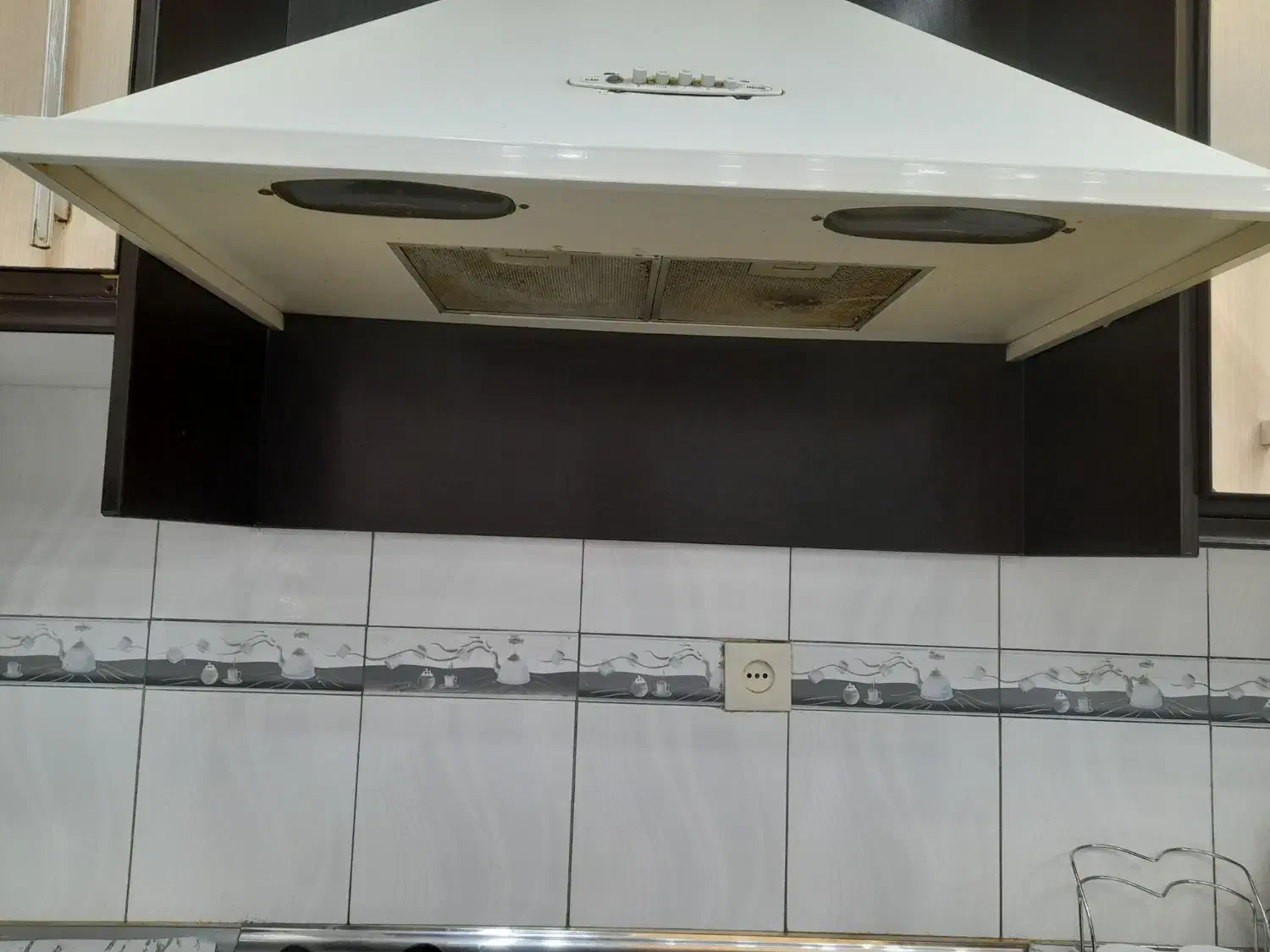 هود کن،سفید رنگ|هود|ملایر, |دیوار