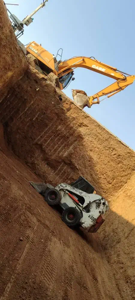 اجاره دهنده بیل مکانیکی به همراه پیکور|خدمات حمل و نقل|رباط‌کریم, رباط‌کریم|دیوار