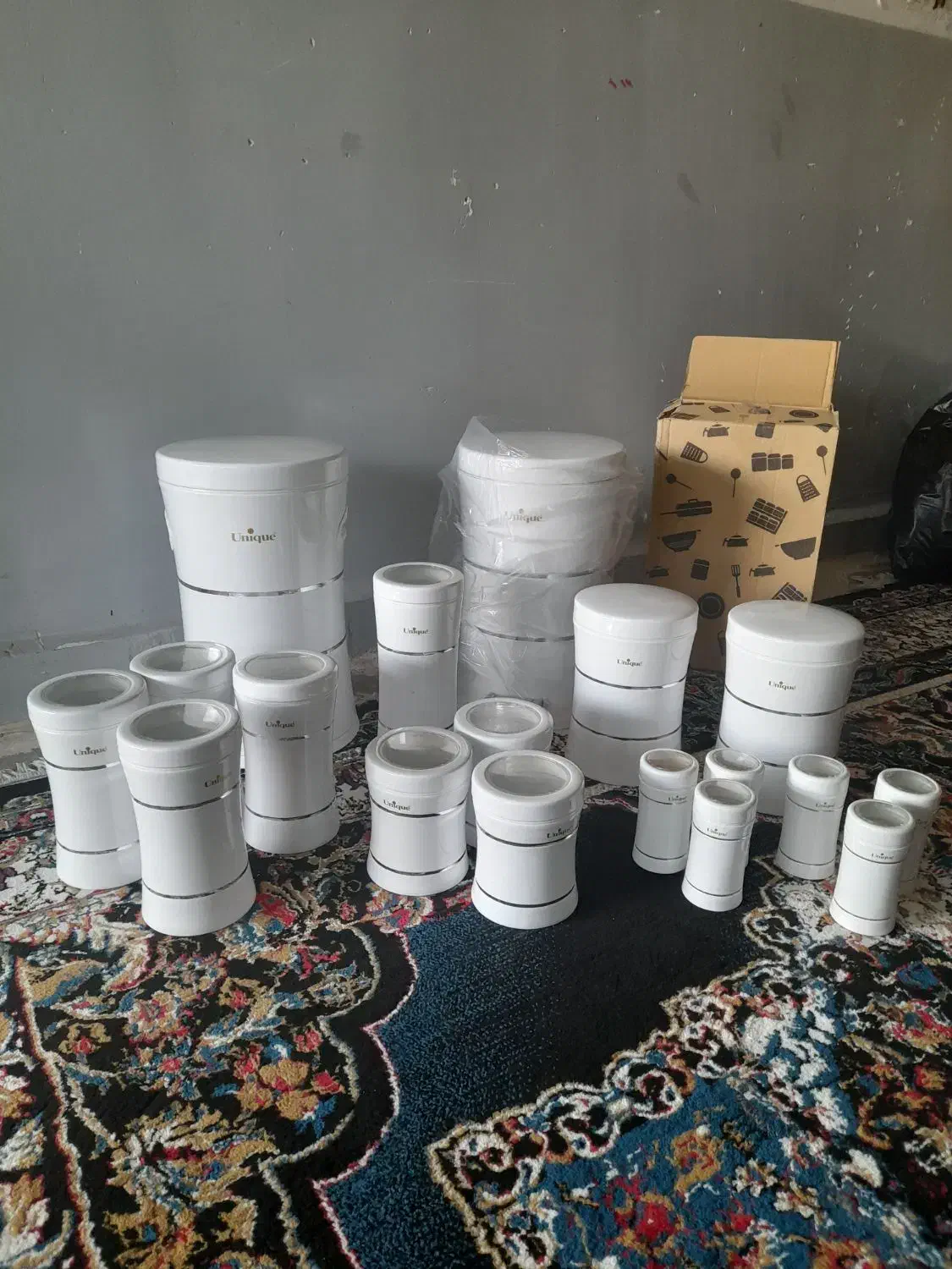 سرویس آشپزخانه یونیک کمرباریک ۱۸پارچه|ظروف نگهدارنده، پلاستیکی، یکبارمصرف|اندیمشک, |دیوار