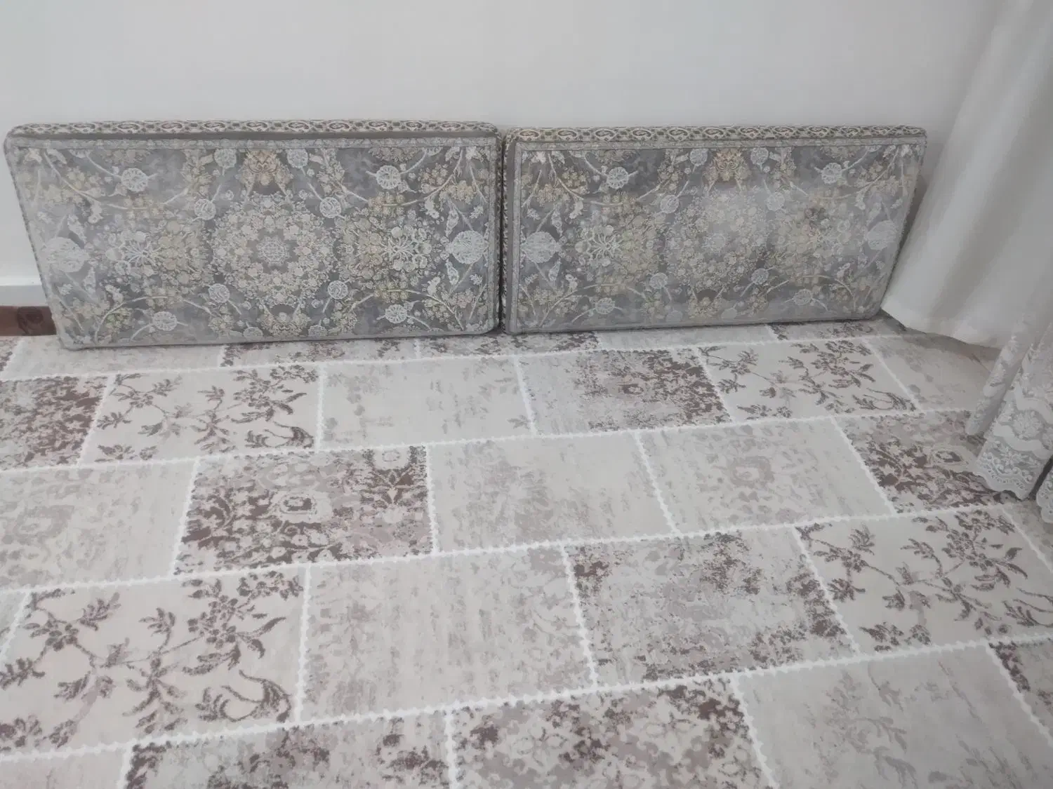 دو عدد فرش نو ۱۲ متری و ۹ متری و چن تا گلیم سالم|فرش|زنجان, |دیوار