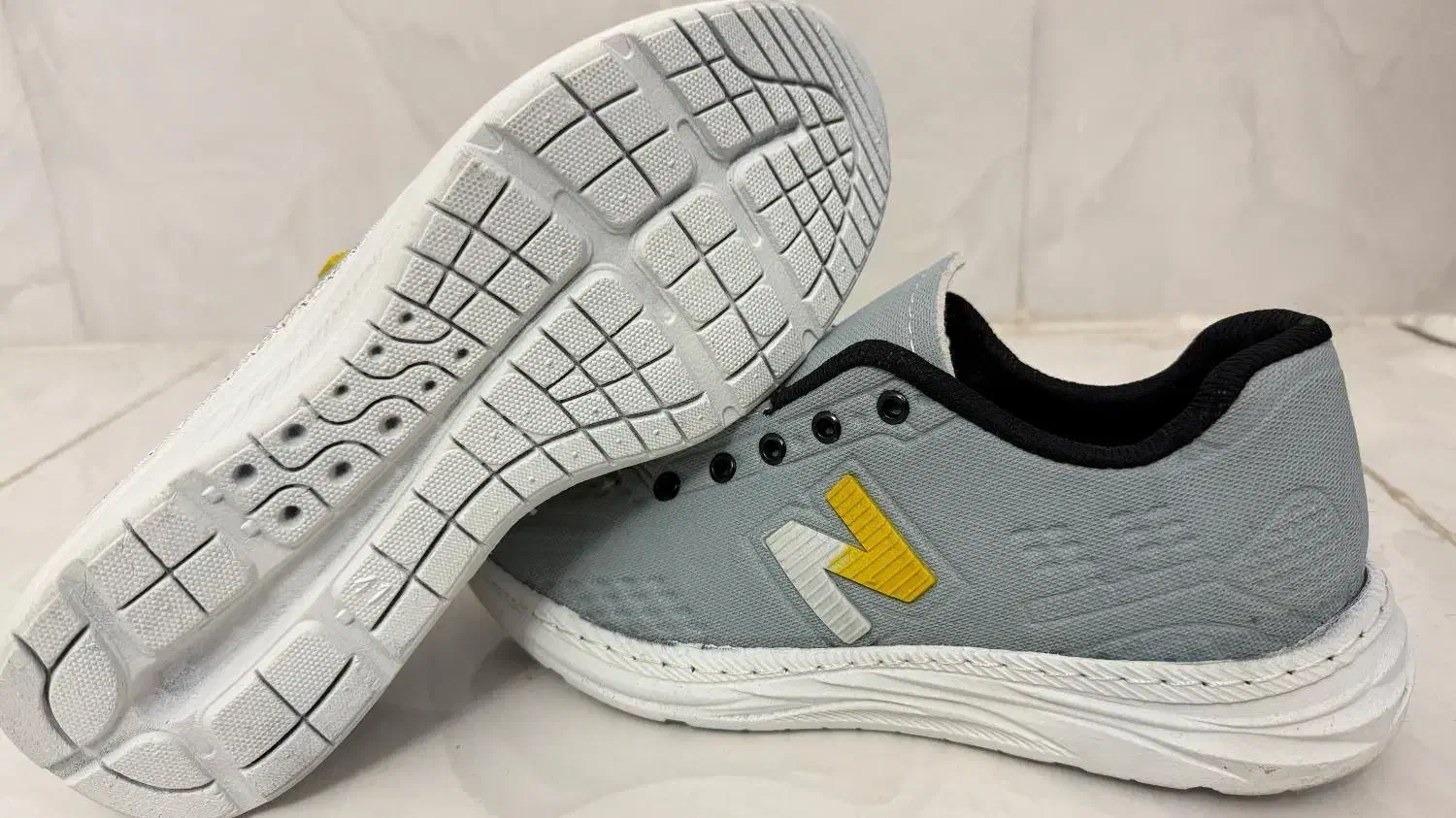 کفش راحتی دخترانه مردانه|کیف، کفش، کمربند|مراغه, |دیوار