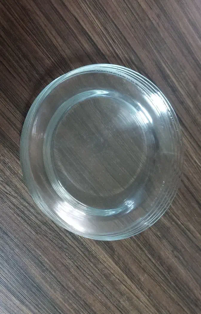 بشقاب میوه خوری پیرکس و قوری وسینی استیل|ظروف سرو و پذیرایی|اصفهان, ملک‌شهر|دیوار