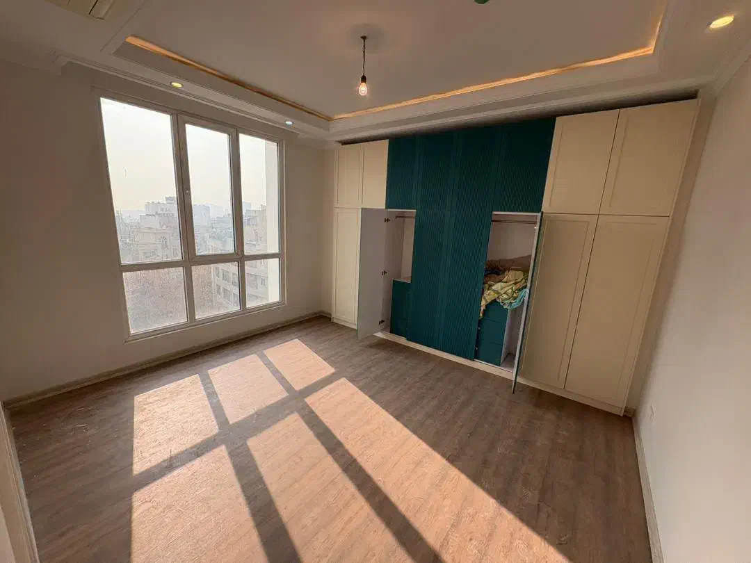 ۲۶۰متر هر۴خواب مستر نوساز برج باغ فرمانیه