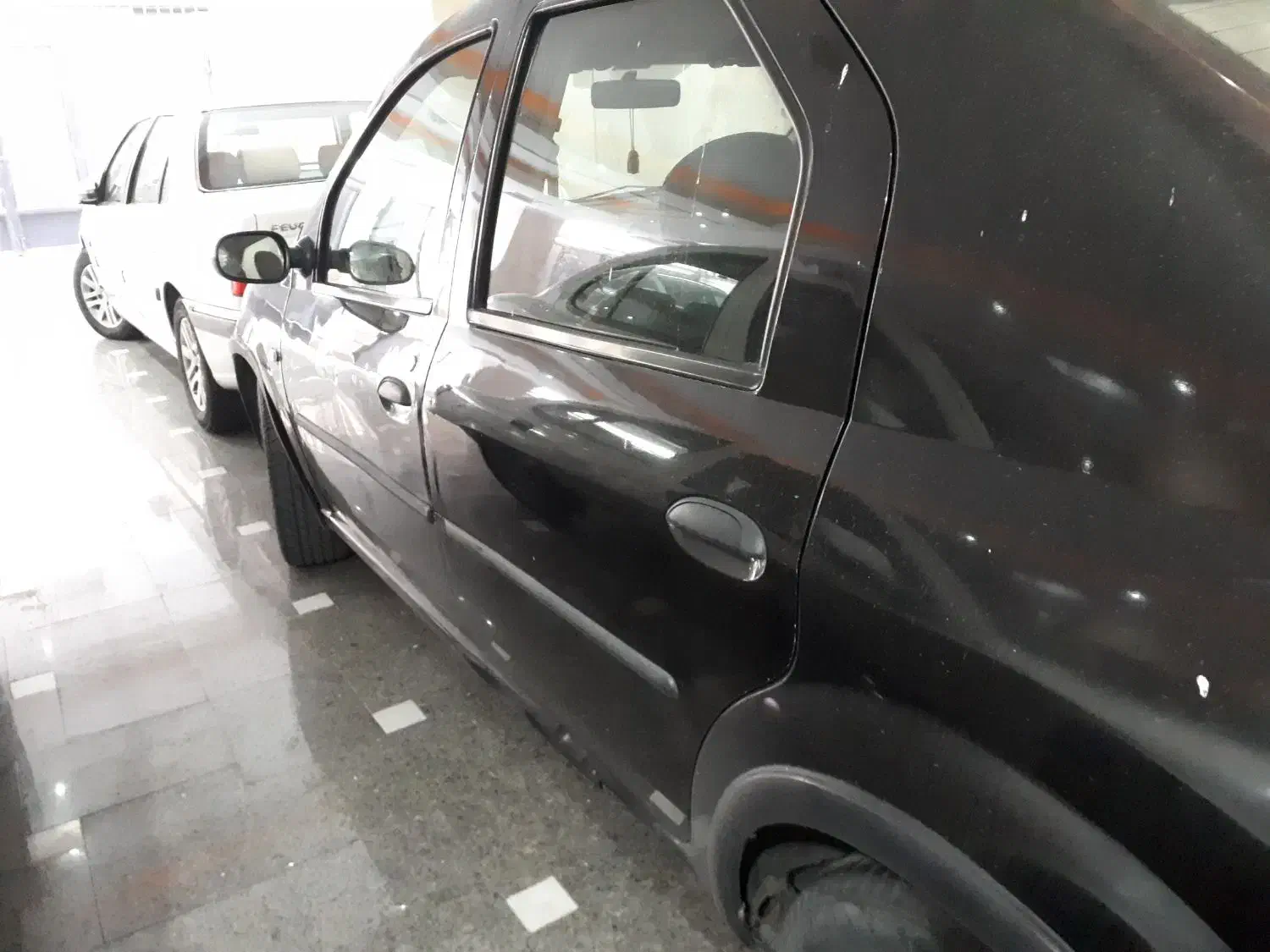 ال۹۰ مدل ۸۹ کم کارکرد. مالک از کمپانی|خودرو سواری و وانت|ری, حمزه‌آباد|دیوار