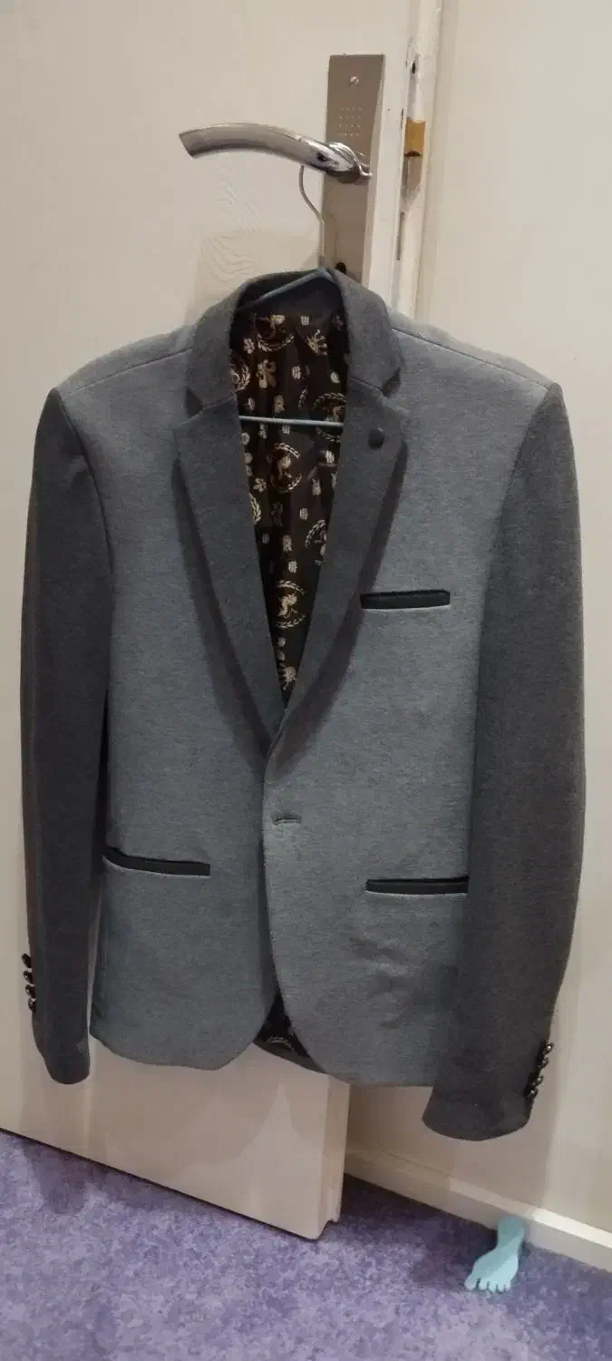 کت تک|لباس|دماوند, گیلاوند|دیوار