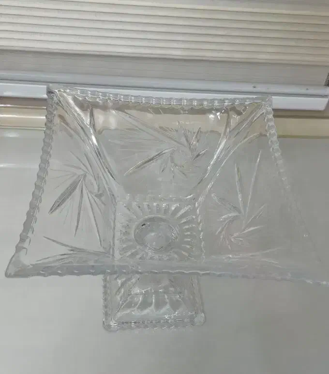 تعدادی وسایل منزل میوه خوری خورشیدی جی سی سی|ظروف سرو و پذیرایی|تبریز, |دیوار