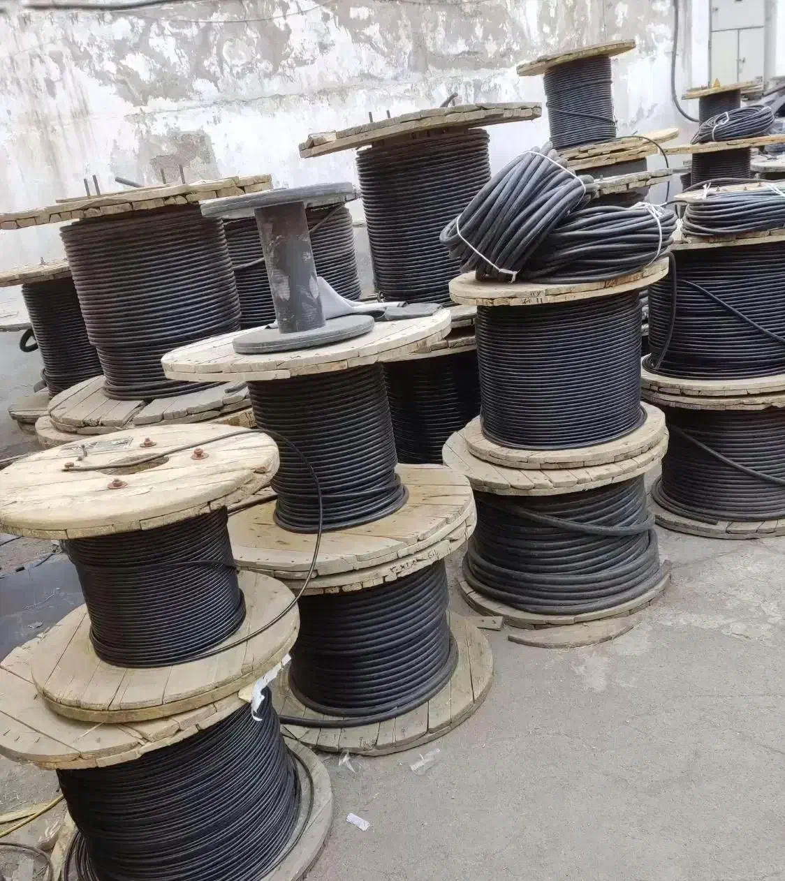 فروش انواع سیم و کابل با قیمت رقابتی|مصالح و تجهیزات ساختمان|تهران, فردوسی|دیوار