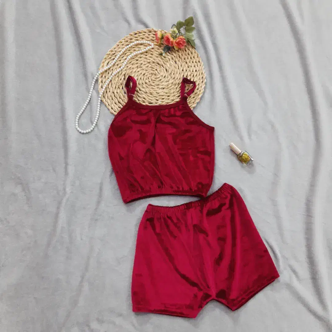 ست تاپ و شلوارک مخمل|لباس|ری, شهید غیوری (ابن باویه)|دیوار