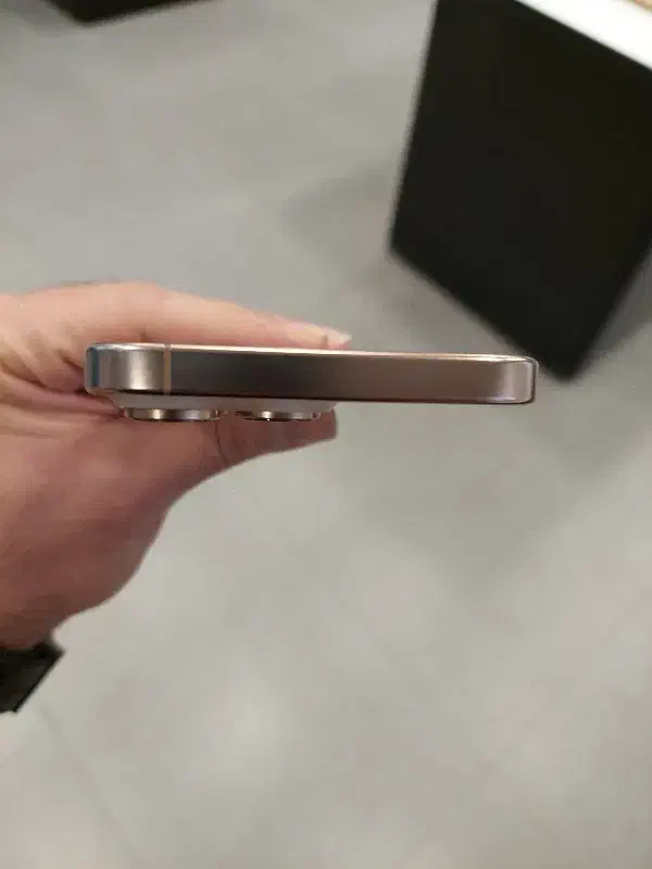 iphone 16 pro max 512G|موبایل|اصفهان, چرخاب|دیوار