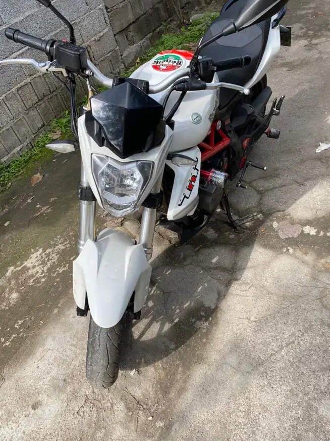 بنلی ۲۵۰|موتورسیکلت|رشت, جانبازان|دیوار