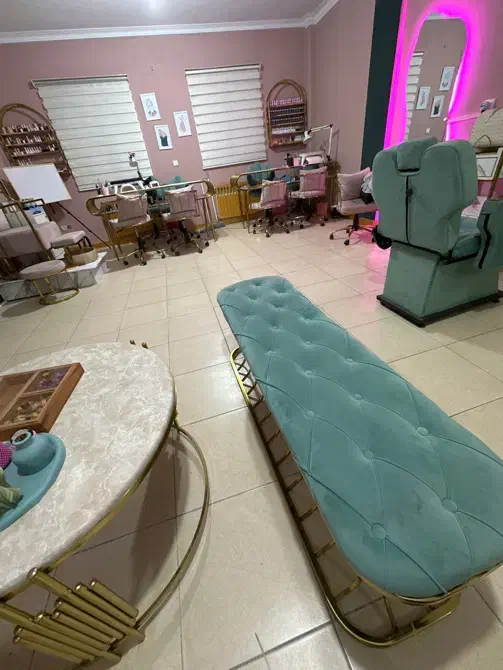 ناخنکار و بافتکار|استخدام درمانی، زیبایی، بهداشتی|پرند, فاز ۲|دیوار