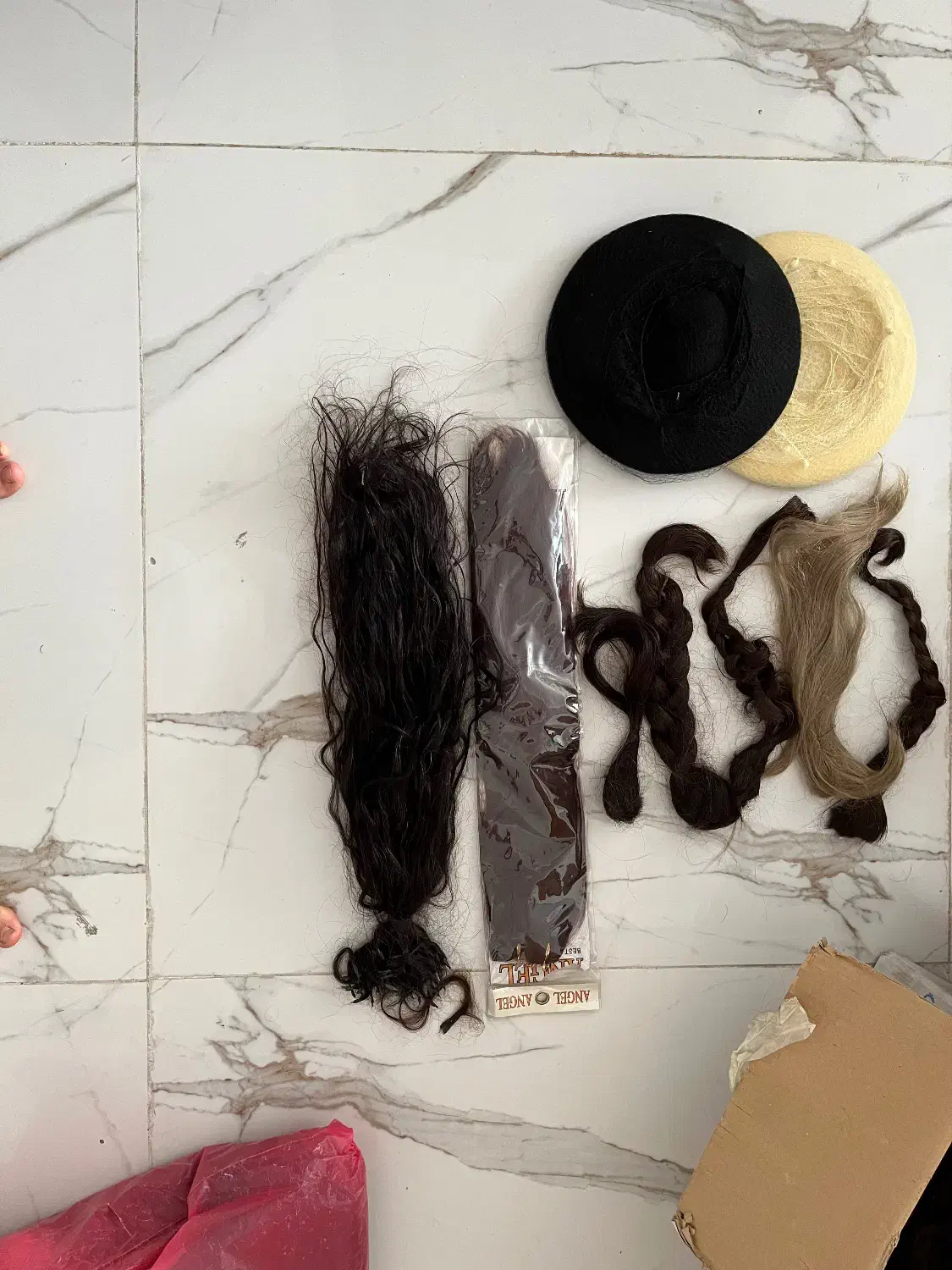 لوازم اریشگاه|آرایشگاه و سالن‌های زیبایی|تبریز, |دیوار