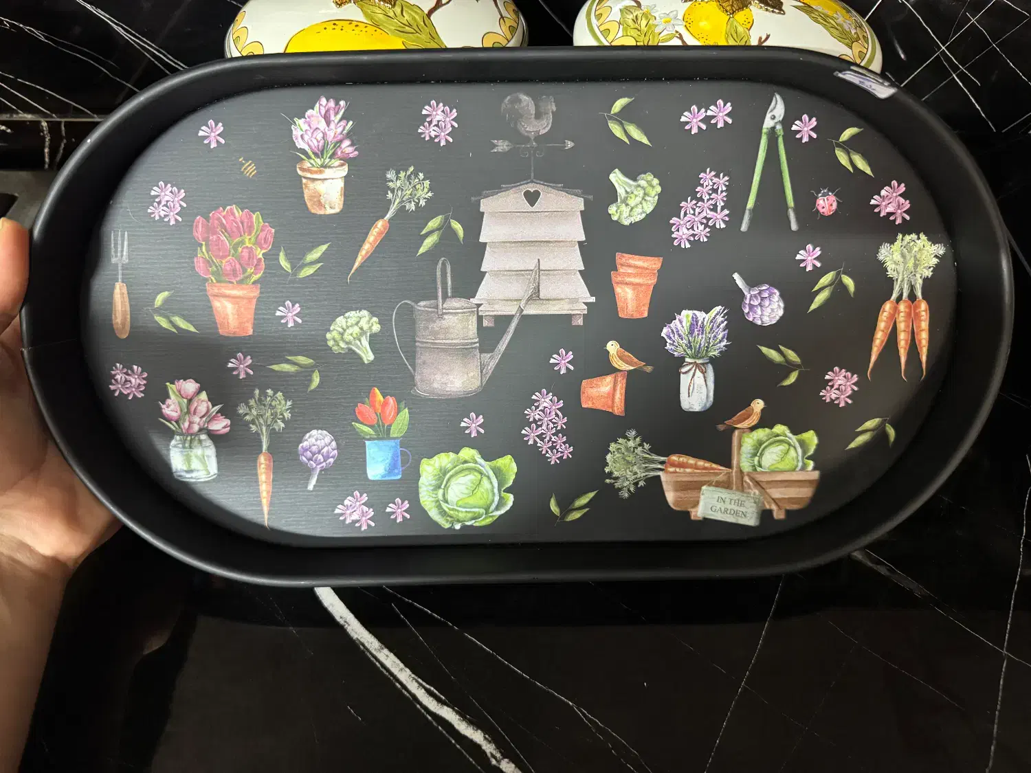 سینی|ظروف سرو و پذیرایی|قره ضیاالدین, |دیوار