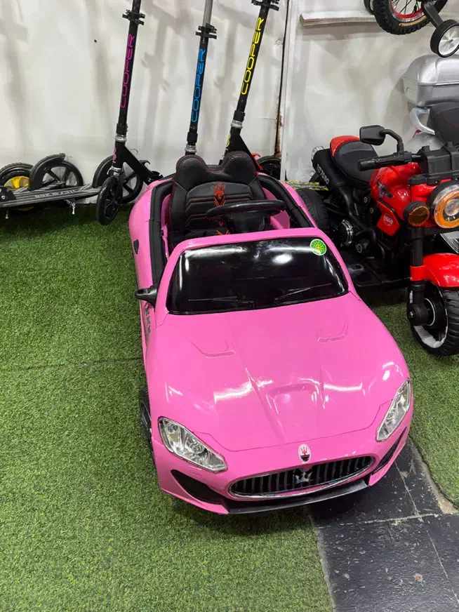 ماشین شارژی مازراتی صورتی|اسباب‌‌بازی|قم, کیوانفر|دیوار