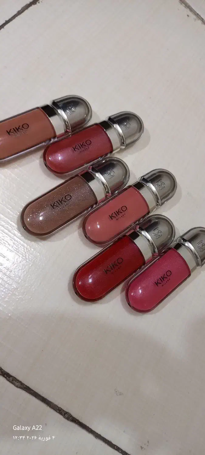 لیپ‌گلاس کیکو|آرایشی، بهداشتی، درمانی|تهران, علی‌آباد|دیوار