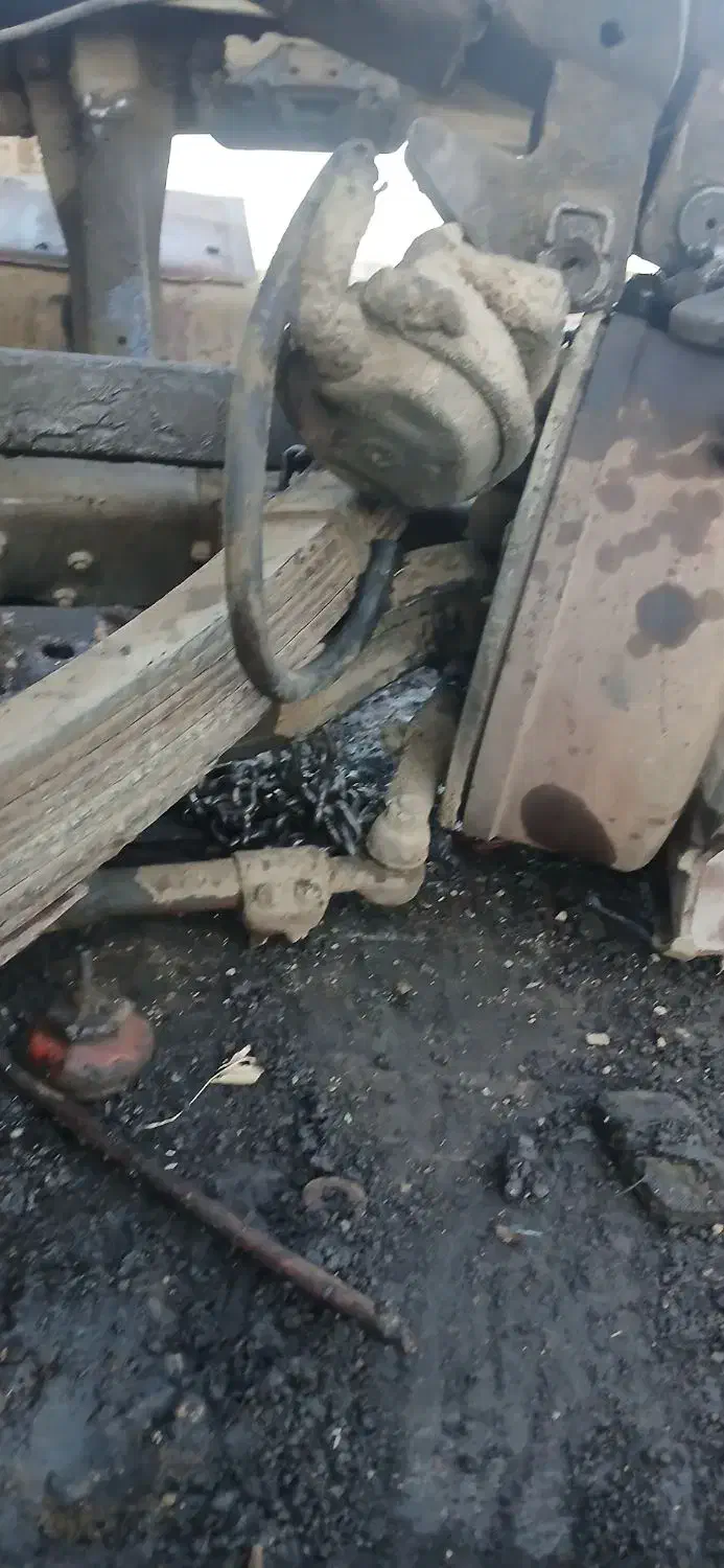 موتور بنز بزرگ اکسل بنژ یژرک توپ|خودرو سنگین|مهریز, |دیوار