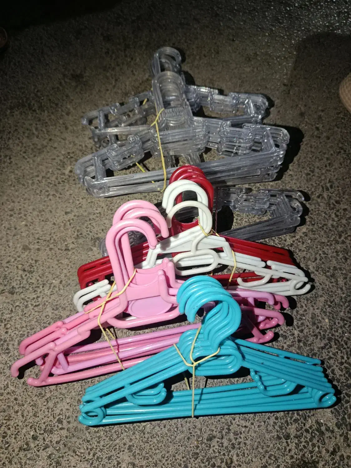 آویز لباس بچگانه|اسباب و اثاث بچه|ارومیه, |دیوار