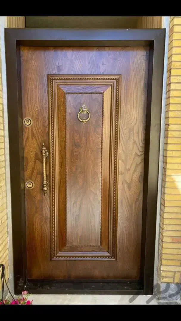 روکش گردوو/ درب/ ضدسرقت/ و دیگر روکش ها|مصالح و تجهیزات ساختمان|اصفهان, شفق|دیوار