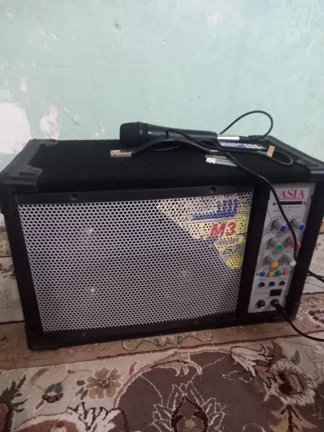 یک دستگاه باند|سیستم صوتی خانگی|خرم‌آباد, |دیوار