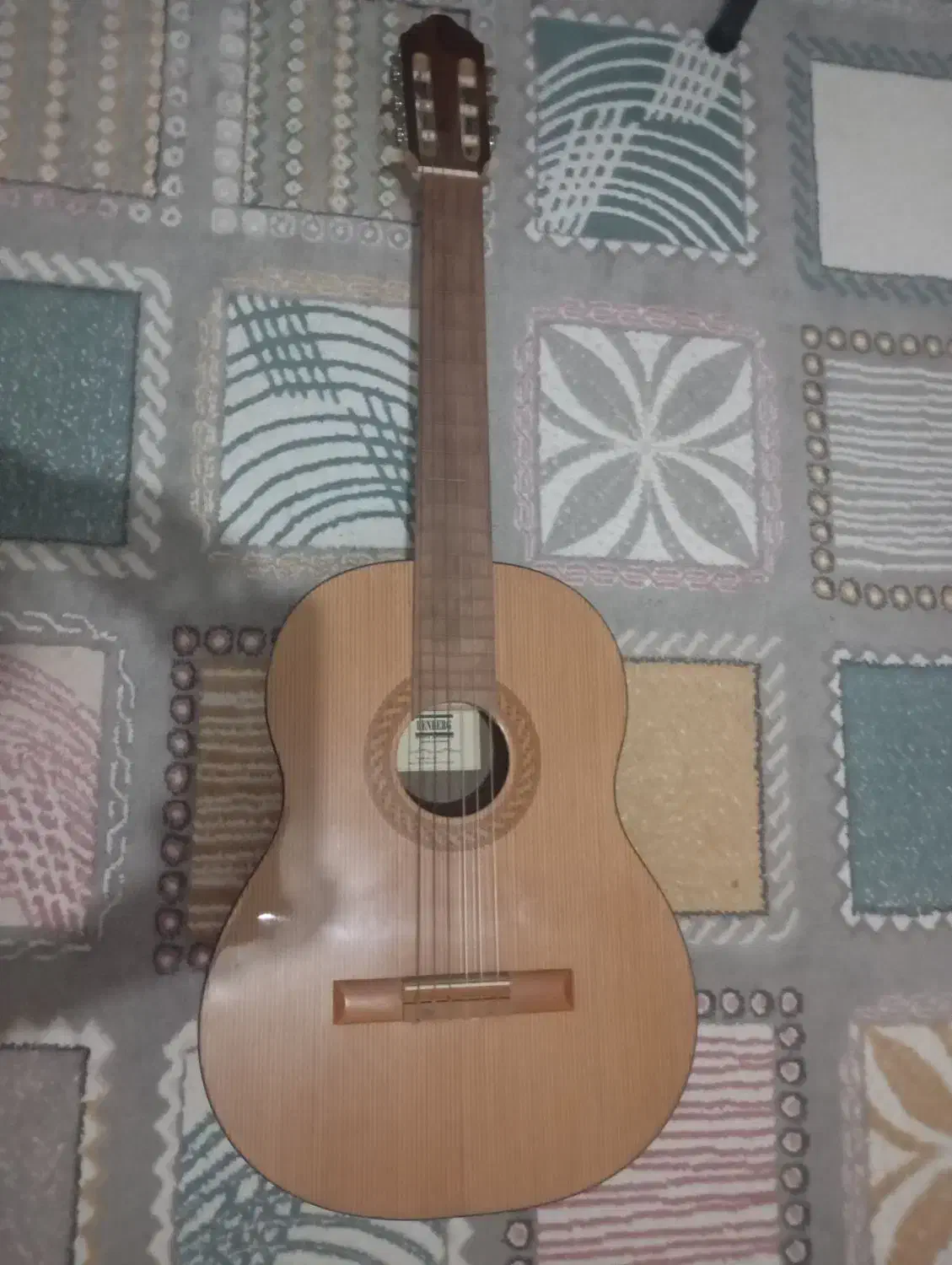 گیتار|گیتار، بیس، امپلیفایر|صومعهسرا, |دیوار