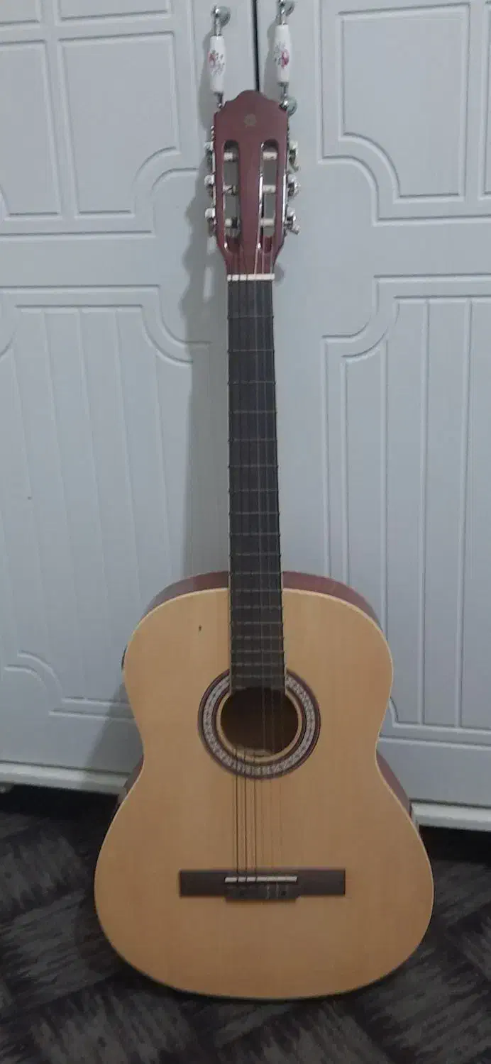 گیتار یاماها در حد نو ۱۲ میلیون|گیتار، بیس، امپلیفایر|بندر گناوه, |دیوار