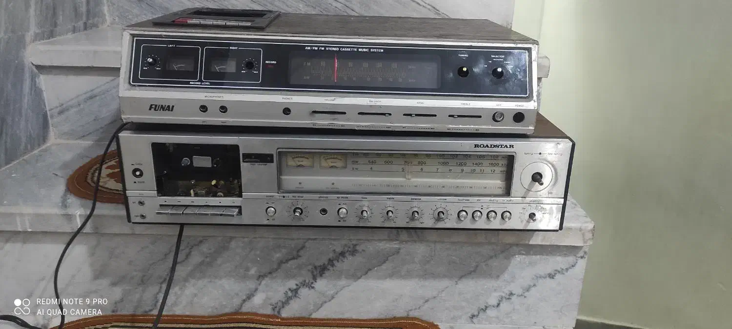 استریو سالم فقط کاست نیاز به سرویس|سیستم صوتی خانگی|سنندج, |دیوار