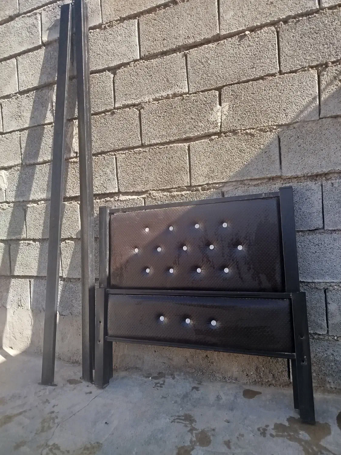 تخت خواب یک نفره|تخت و سرویس خواب|مسجد سلیمان, |دیوار