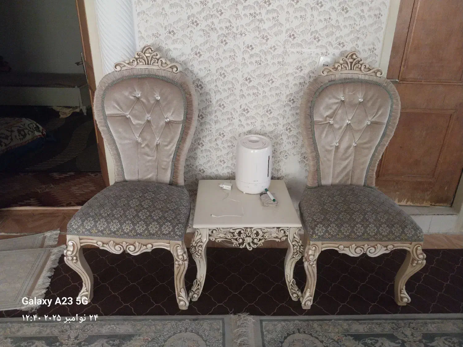 مبل‌هشت‌نفر|مبلمان خانگی و میز عسلی|بومهن, |دیوار